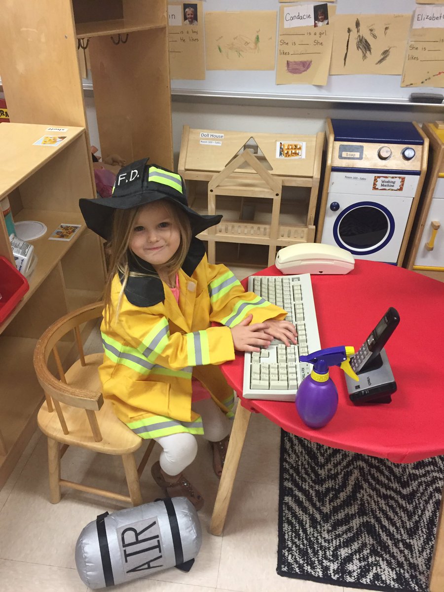 sheiladsales's tweet photo. Fire prevention week in Head Start!! Safety first! @central_mabank #CEkidsmatter https://t.co/SqqjoWE540