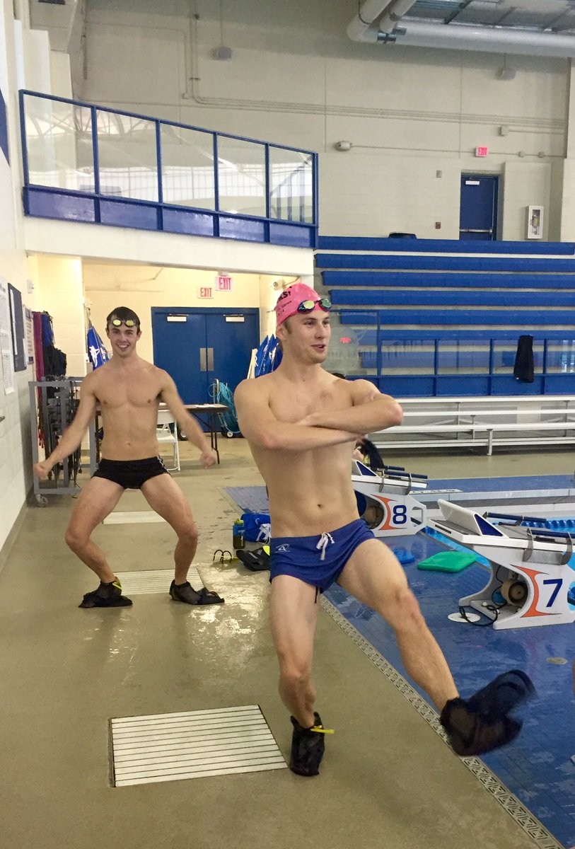 NicoleKaupp's tweet photo. We are excited about our first power session of the week. #dragsox for everyone! #embracethebattle @swimming https://t.co/HAVj5aTrGq
