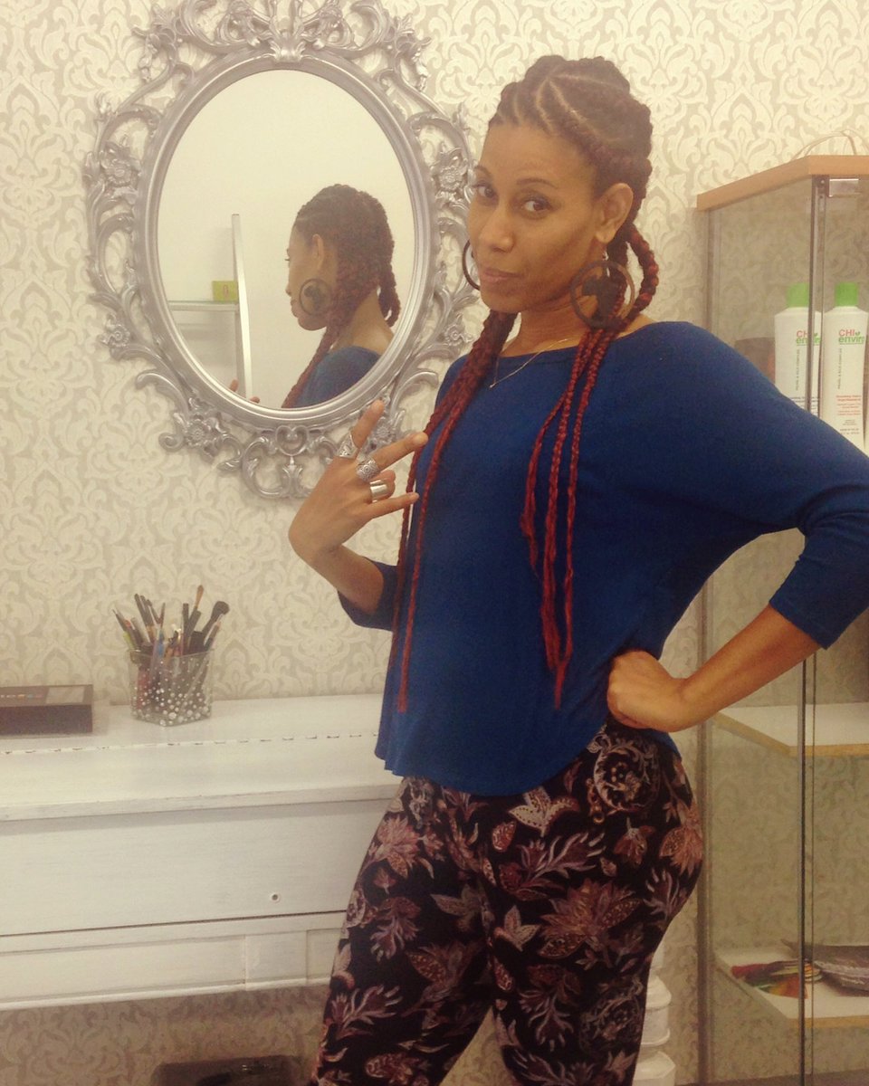 LuaShayenne's tweet photo. #LuaShayenneCo hairdo 4 @ffdnorth #Djaa #AfricanDance show Oct 7/ 2 pm. #danceTO https://t.co/0iKNsa4k5V