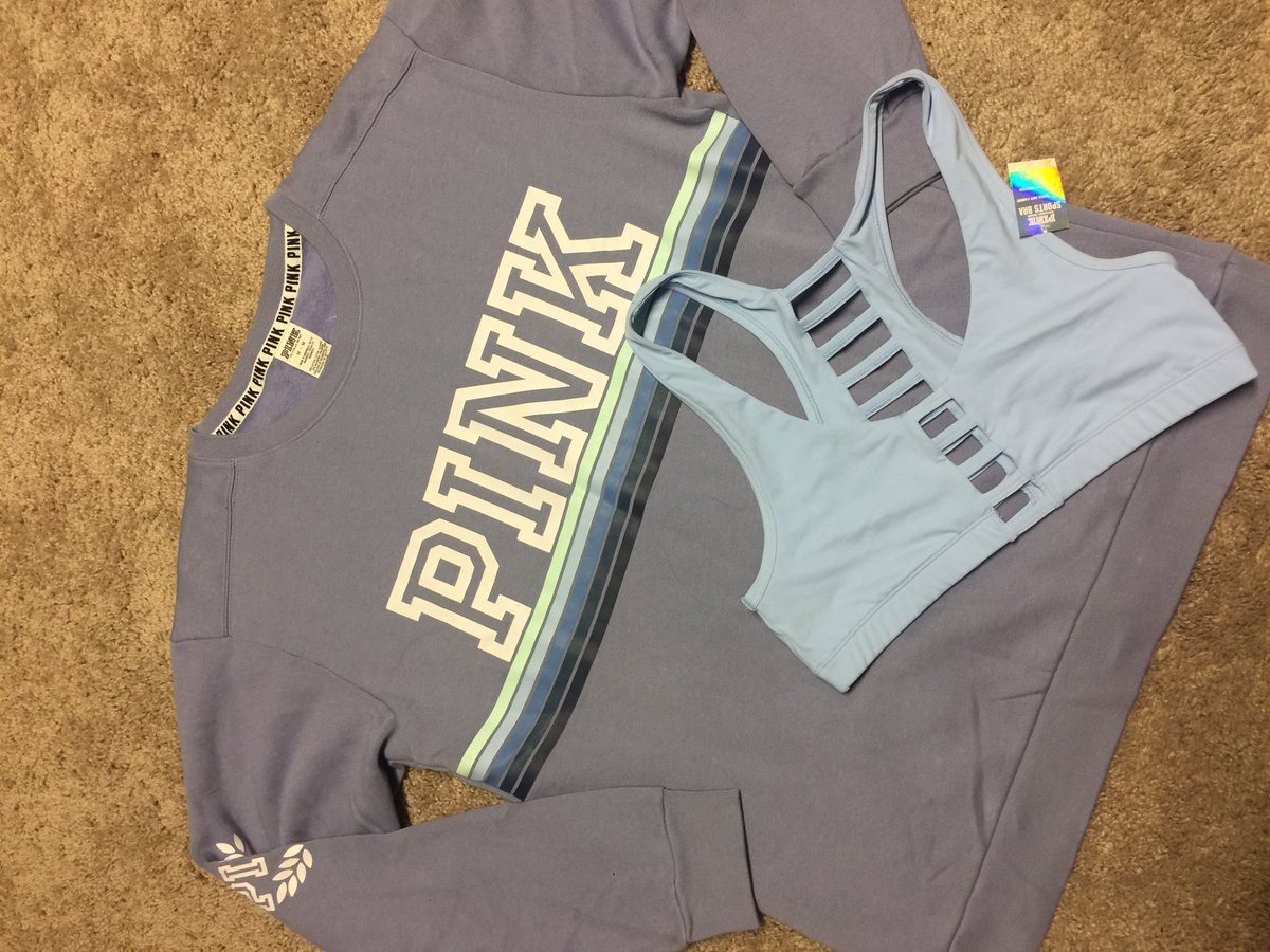 PINKHofstra's tweet photo. If this gets 10 RTs we will do a come find me for this sweatshirt right now! #pinksponseredreps ๐ https://t.co/n8ks9C7axz