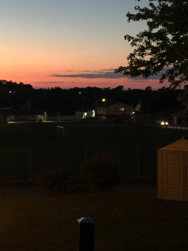 SunsetChasing's tweet image. Sunset in East McKeesport, PA