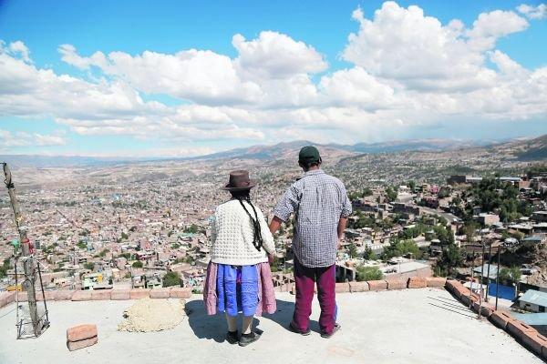 Domingo_LR's tweet photo. La herencia de Ayacucho: servicios de salud mental son escasos en una región que conserva heridas del terrorismo ►https://t.co/mwMUJx3Mbi https://t.co/1rjRuY3DV3