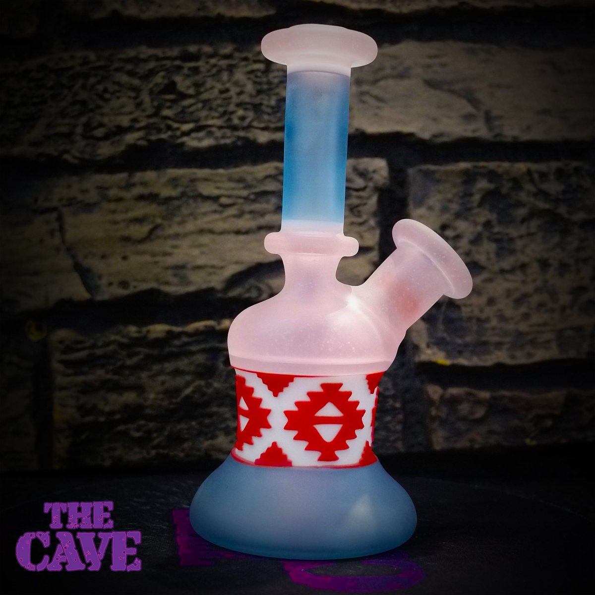thecavesmoke's tweet photo. #AmaniSummerday #MiniTube is available in-store &amp; online. https://t.co/LvGOfPO5rm here's a link to more of his work. https://t.co/BiQgjrTmrF