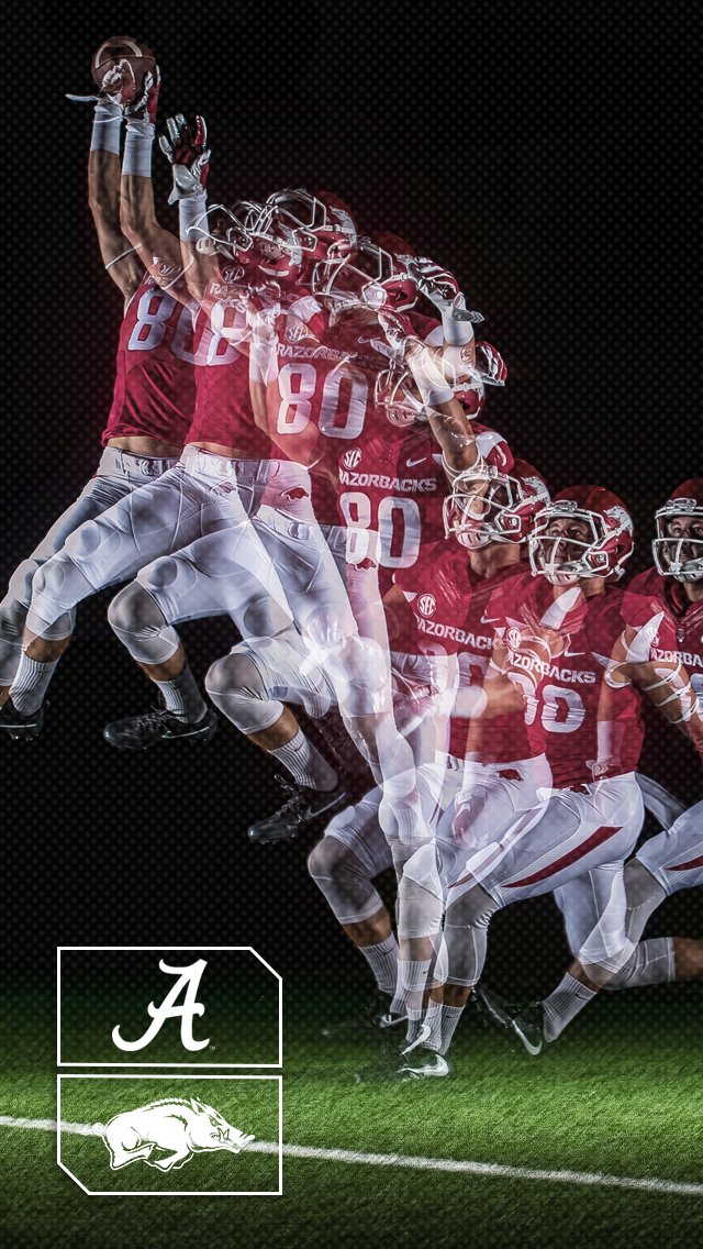 RazorbackFB's tweet photo. Be LOUDER. 

BEAT Bama. 

📲 https://t.co/b92TI98XLq