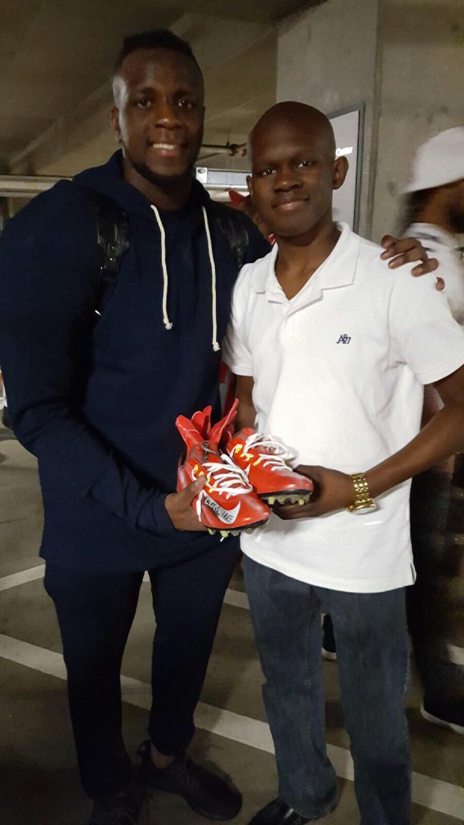 Mo_12_Sanu's tweet photo. My guy Kevon Usher. Fighting off cancer, did a special edition cleat for him. His favorite car a red corvette. @CorvetteRacing https://t.co/PJxIIG1BdK
