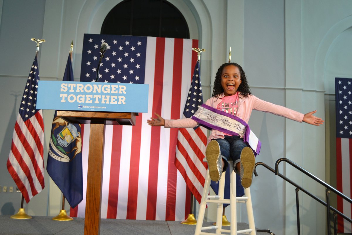 LittleMissFlint's tweet photo. Getting a feel for the presidential podium...sings "i think I'm gonna like it here" #FuturePresident #LittleMissFlint #Election2044 #Flint https://t.co/kATe2gtXTG