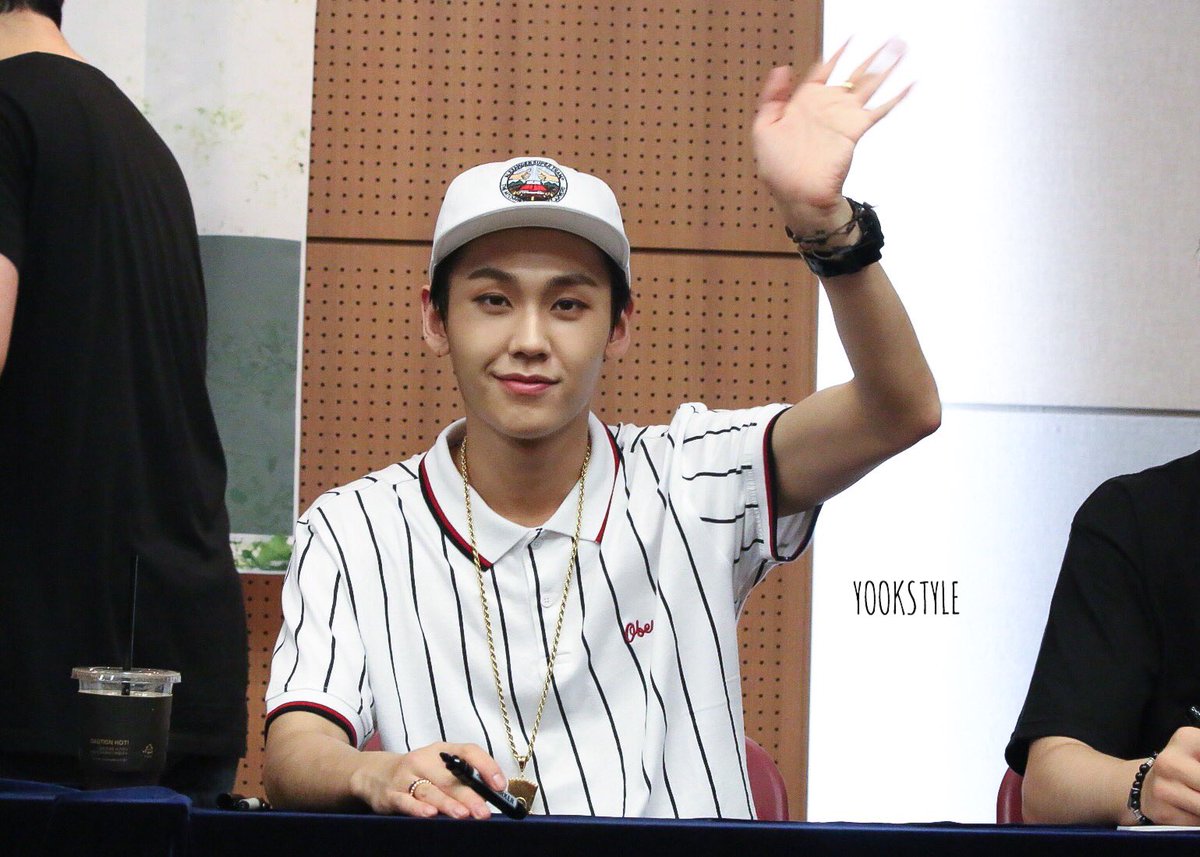 #정일훈 #비투비 #BTOB 
우리 천사 생일 축하해요👼#ILHOON1004DAY <a href="/BTOB_ILL/">.</a>