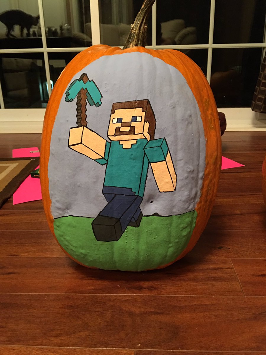 BrodyNoQ's tweet photo. #minecraft #steve #pumpkin #20dollarsforacustompumpkin #holloween #diamondpickaxe https://t.co/oIEu1rBOP9