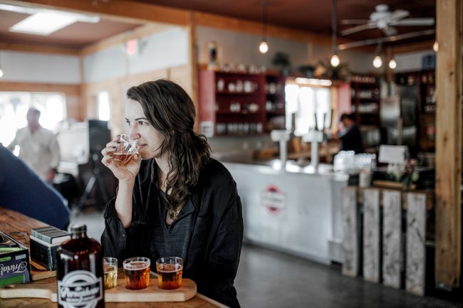 HelloBC's tweet image. October is craft beer month in BC. Here's a list of events happening around the province: ow.ly/uCIO304Op5T #exploreBC #bcbeer