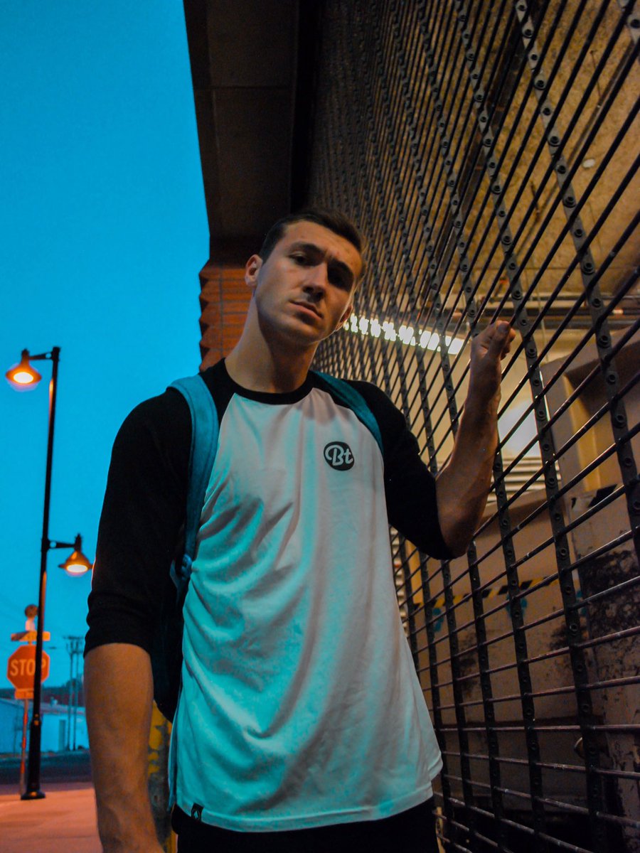 pettyfettuccine's tweet image. newnewnew 🐝🌳