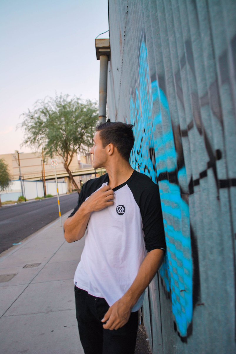 pettyfettuccine's tweet image. newnewnew 🐝🌳