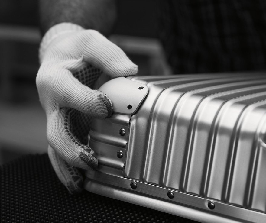 rimowa lvmh
