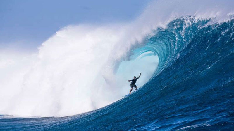 Surfline_Aus's tweet photo. Had enough of the #flatspell? Time to jump on a plane to #Fiji for the weekend #BULA https://t.co/fM43pKEE2y https://t.co/yydTlGzDOo