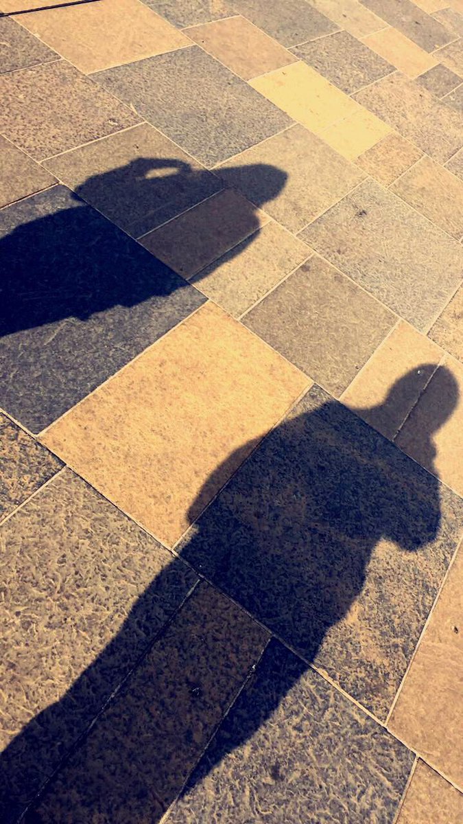 fortt_georgia's tweet photo. With @KhoaNiew exploring before our next lecture ✌🏻️✨ #helloSE10 #greenwich #cuttysark https://t.co/COUvyH5PA8