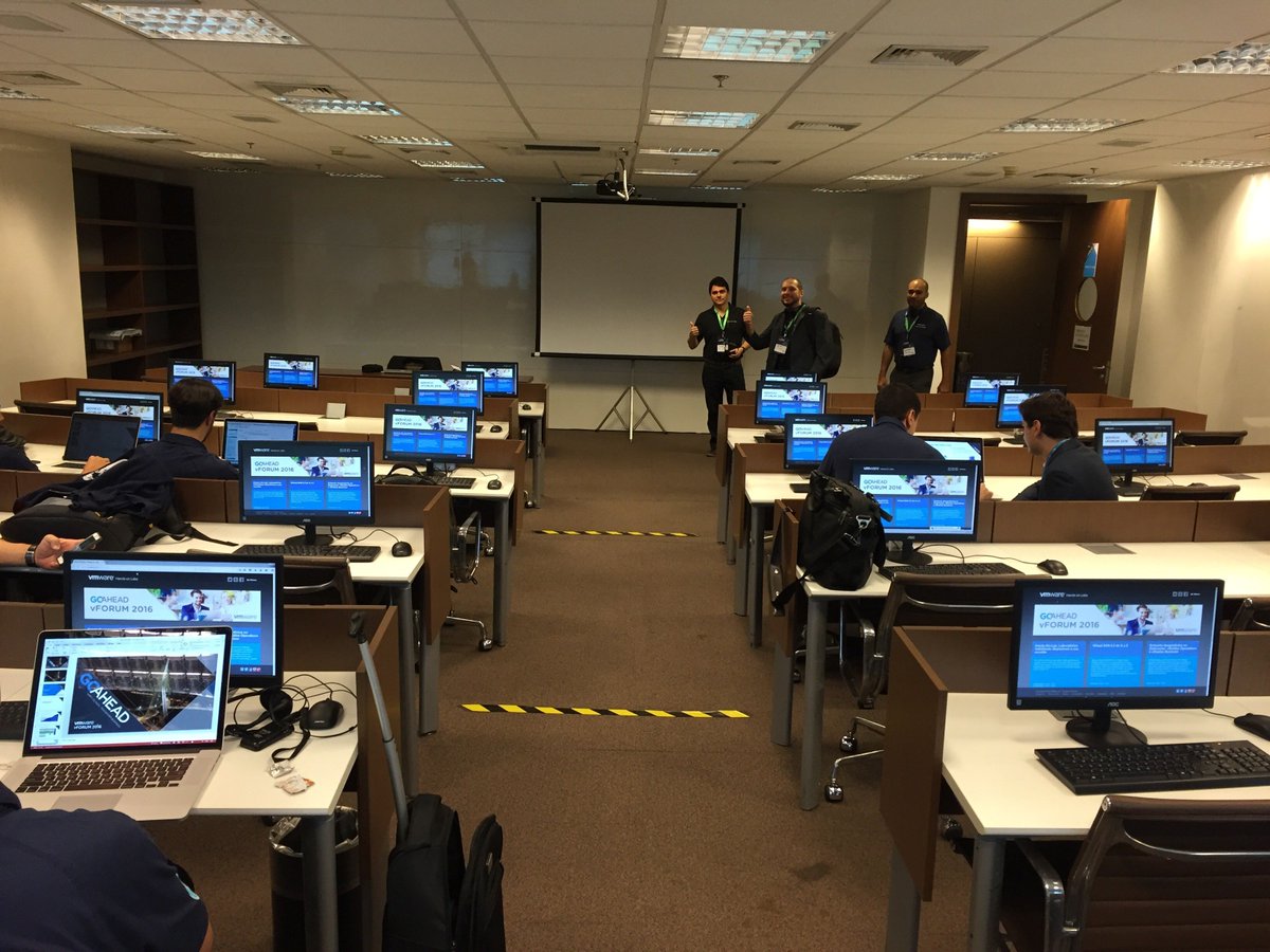 VMwareHOL's tweet image. The #VMwareHOL are ready for the #vForum 2016 - São Paulo!