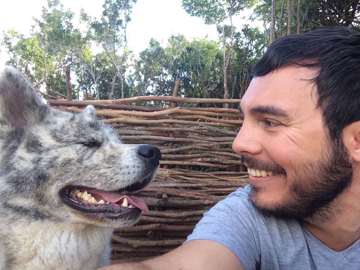 XaviCaminals's tweet photo. De aventuras por la montaña #ParecidosAnimalesJaviYMar @JaviYMar https://t.co/vTZcO79Lev