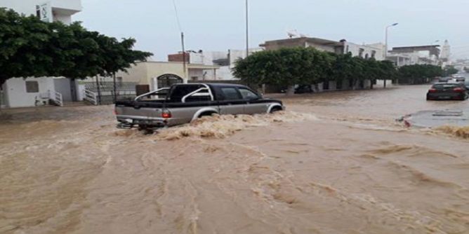 tun_actu's tweet photo. رغم سيول الأمطار .. ” تونس لا تزال تعاني وضعا صعبا في مخزونها المائي” وفق وزارة الفلاحة https://t.co/45iR0uc0hJ https://t.co/aJUEithxJ7