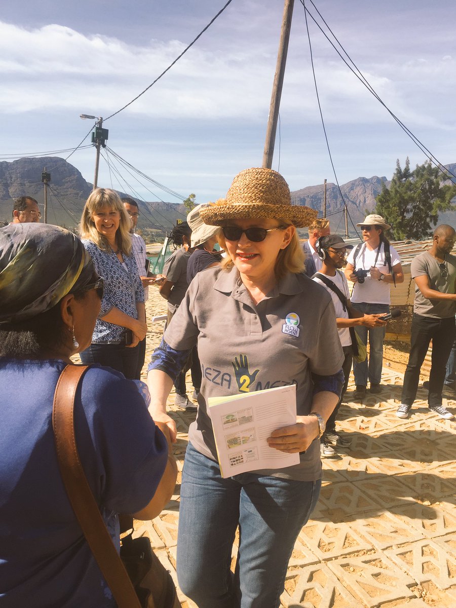WCGovEADP's tweet photo. Premier @helenzille is joining us on the tour of #GeniusofSPACE project. ๐ง๐พ๐ฟ https://t.co/RrvUJ5BJrv