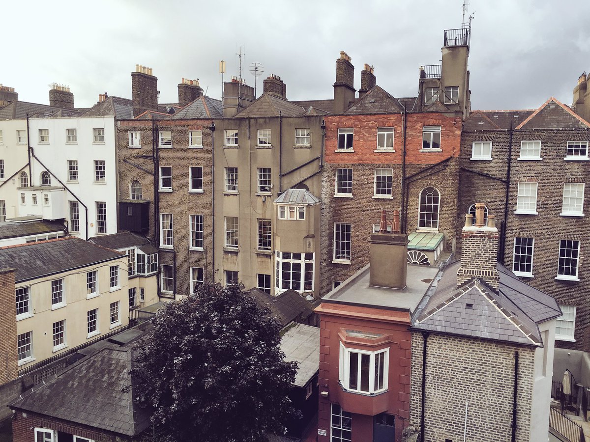 seeusoontravel's tweet photo. Good morning #Dublin! View from my window 😀 Day 1 on #Fabulocity begins! https://t.co/uWkefP1JPl