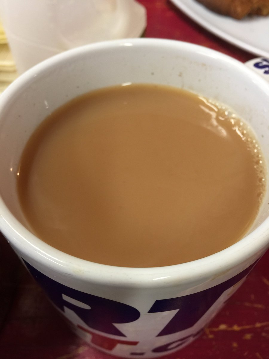 paulyd1107's tweet photo. Just for future reference, if any of you make me a cuppa at some future point, this is a good colour for me.
#browntea https://t.co/LZumYhhhYy