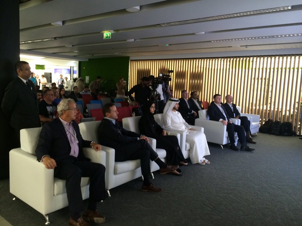 buildearthlive's tweet image. Our esteemed judges #BELhyperloop