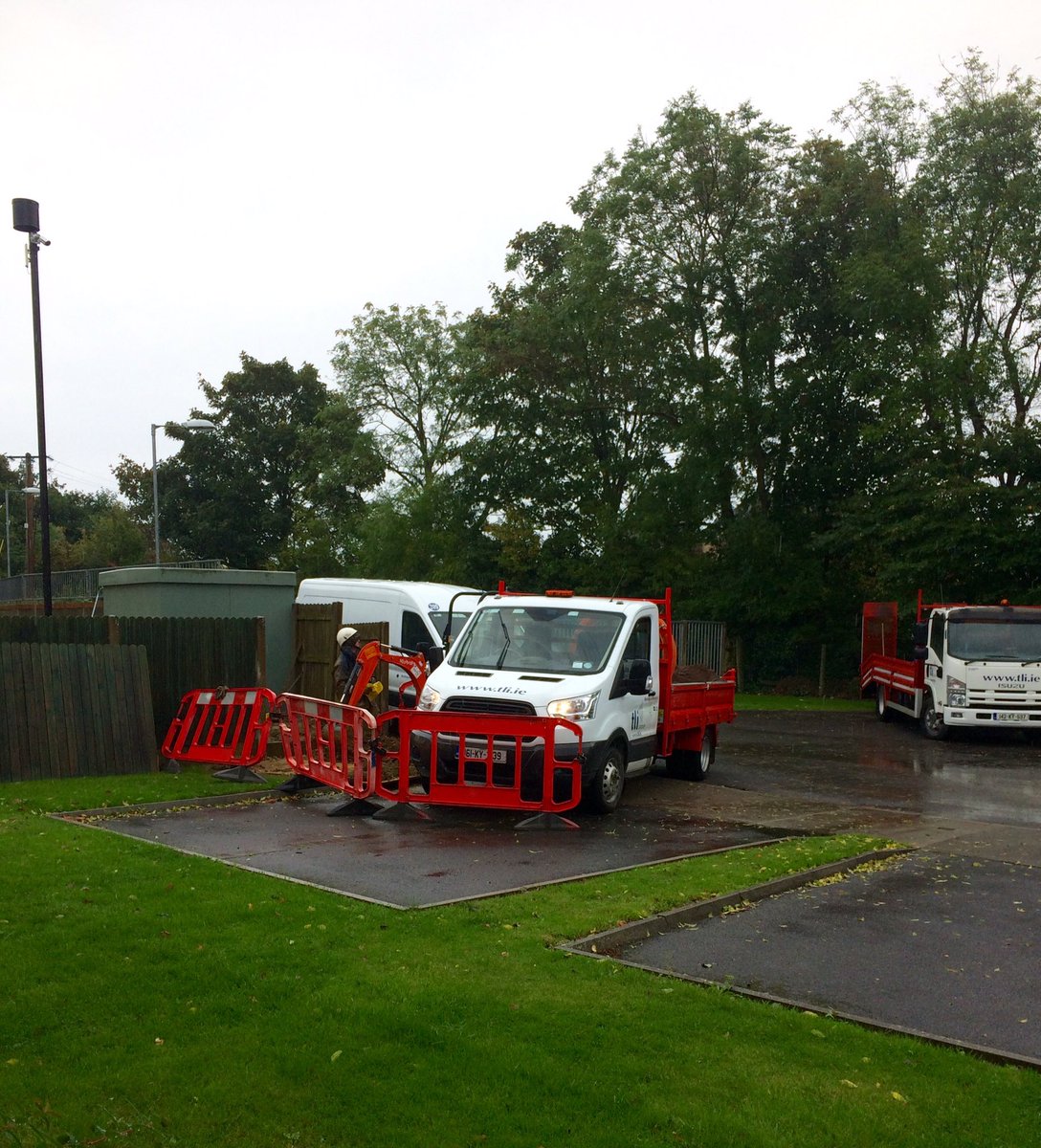 SignOffContract's tweet image. Great news for @SignOffContract-#fibrebroadband has arrived in #Tralee @SIROIreland @HomeServicesTLI #startup #tech
