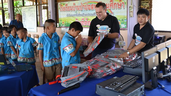 Henkel's tweet photo. Learning experiences beyond the classroom: Henkel donates computers to a school in rural #Thailand https://t.co/SOfgL0W8BA https://t.co/fDLWDIUVwE