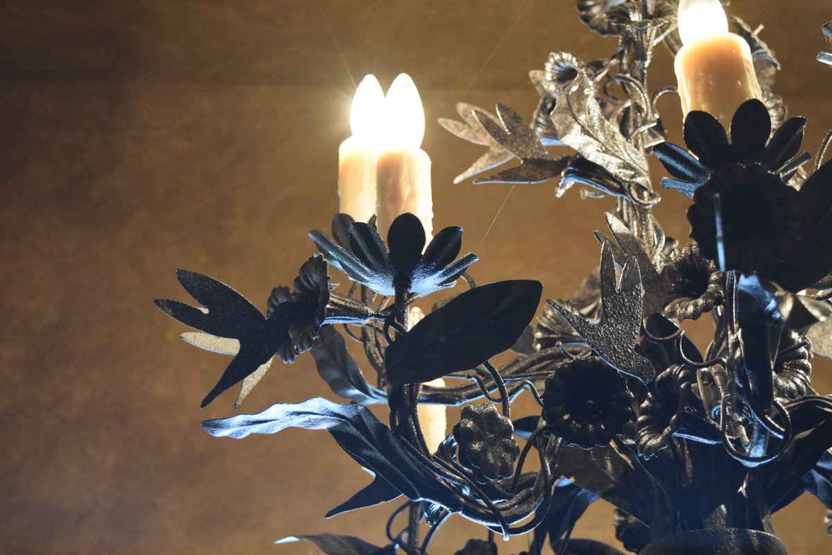 SheldonNitzky's tweet photo. September Bestsellers » Browse these bestsellers to breathe new life into old rooms  More › https://t.co/KgtXIDIYeP #lighting #pendants https://t.co/AXUaoQ7Hzp