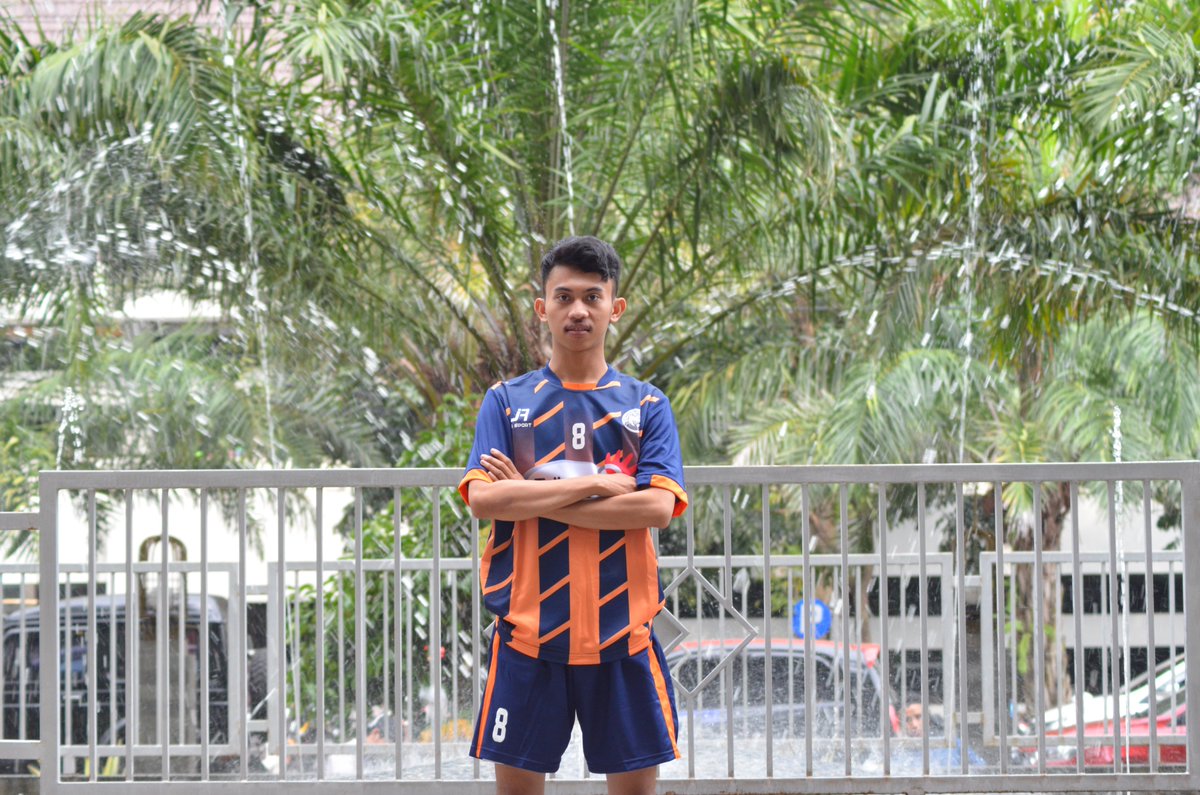 9. Satria Gunawan (guntoy) - Sosiologi 2015