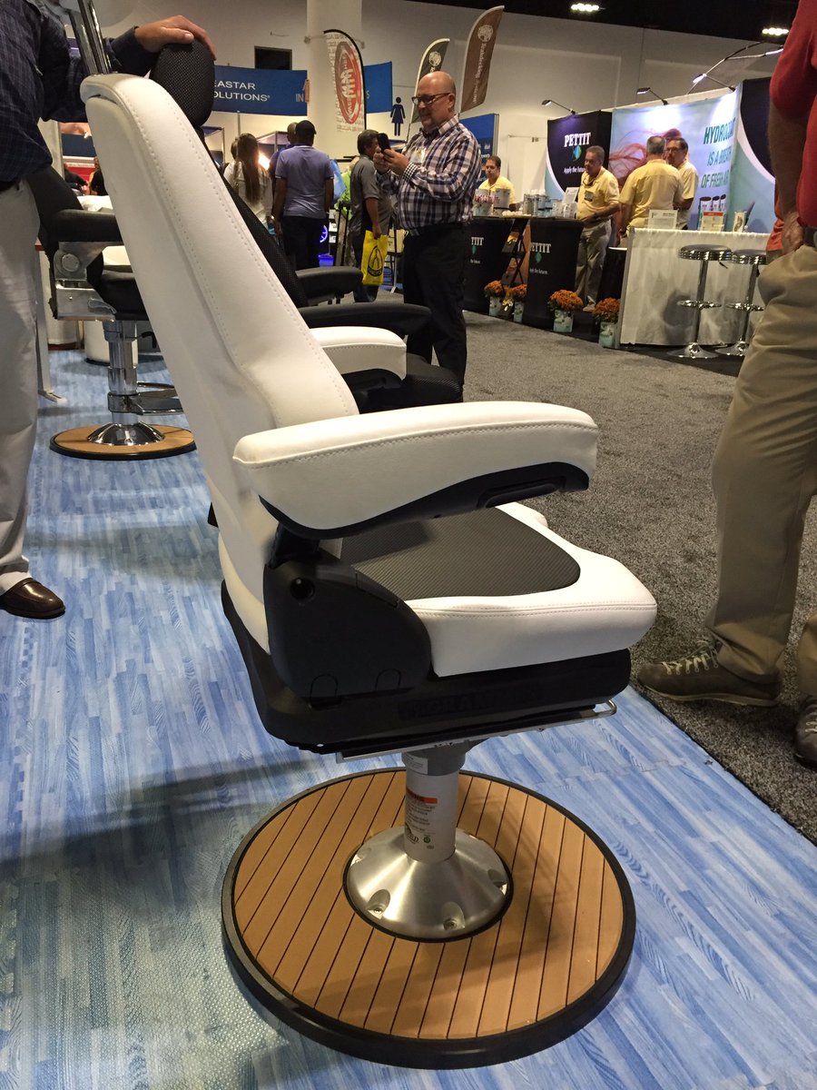 astovell's tweet photo. Springfield Grammer Suspension Seat package. Coming to Western Marine. #IBEXShow https://t.co/asqVu6MI6c