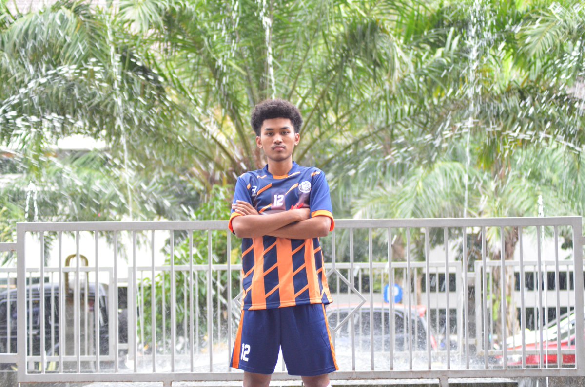 13. M. France Budhiman - Ilmu Komunikasi 2015