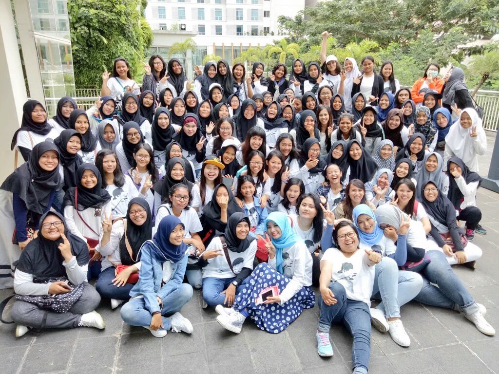 alcbks26's tweet photo. Latepost GATHERING SEJABODETABEK...
@yuni_HK @alysyarief https://t.co/HlmhK24dY0