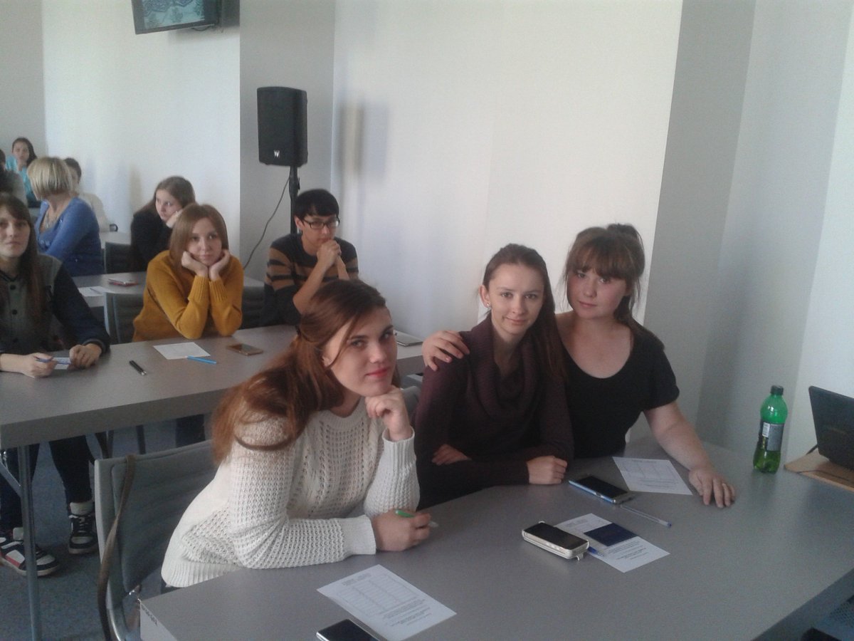XpkZog's tweet photo. Студенты Хабаровского педагогического колледжа участвовали в Большом этнографическом диктанте https://t.co/zlouyKx1lz