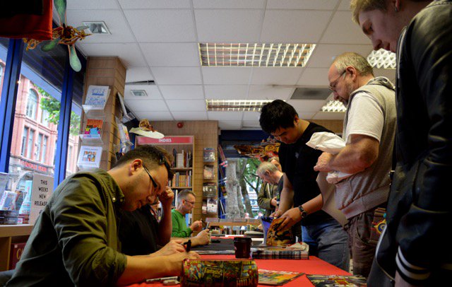 Villordsutch's tweet image. Have a read of my write up of the @2000AD #Prog2000 event at the @TravellingManUK in #Manchester @flickeringmyth flickeringmyth.com/2016/10/event-…