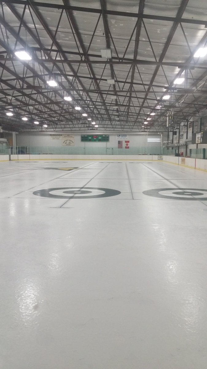 HazenCurling's tweet photo. Houses are painted and lines are down! #LetsCurl https://t.co/jjkpR0HyqU