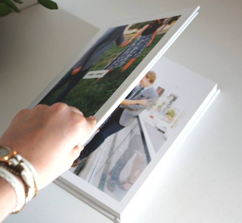 Forbeyon's tweet image. Create your own custom photowrap to open up your album to each beautiful image