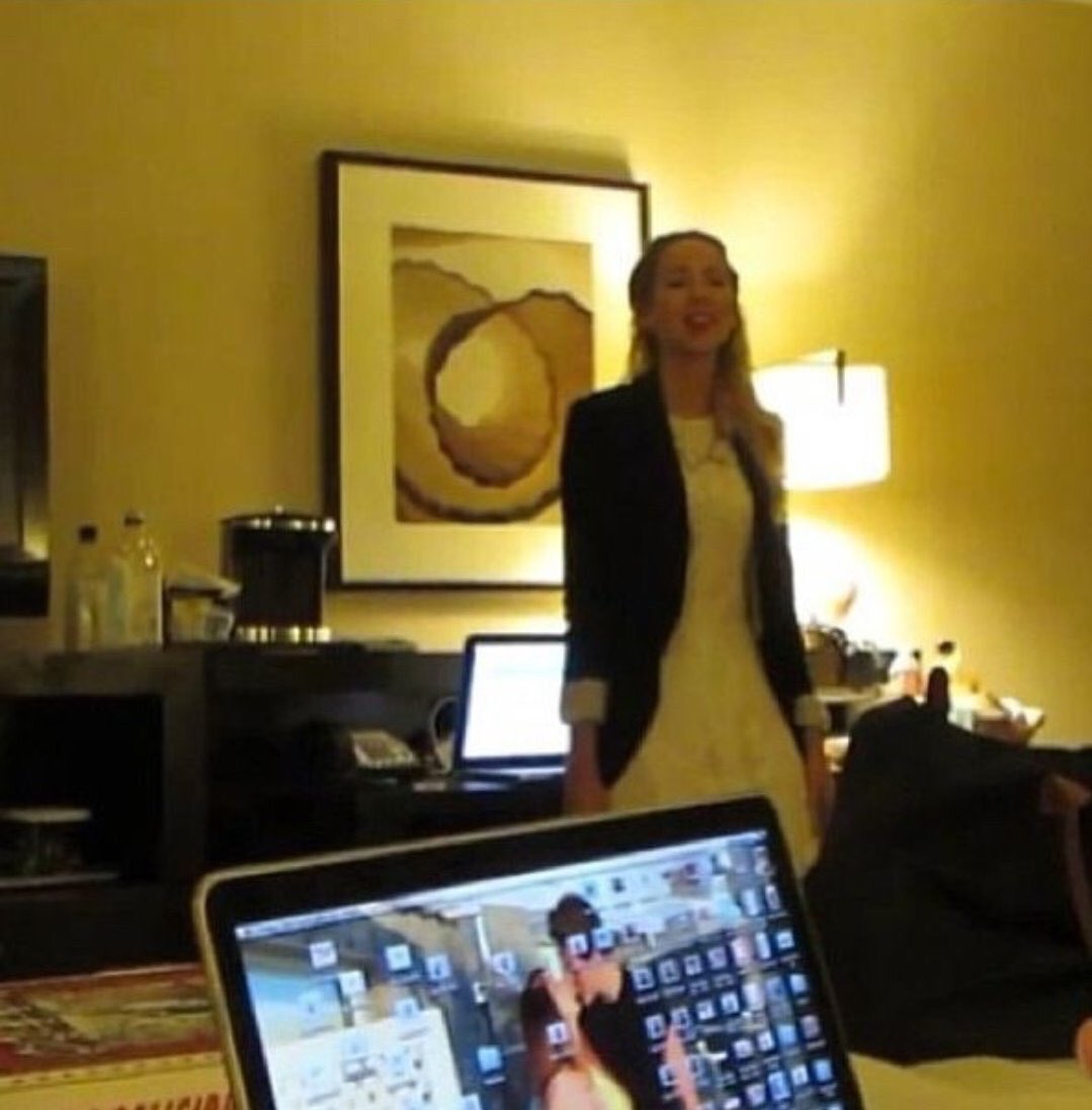 AlfieDeyes's tweet image. 🙄