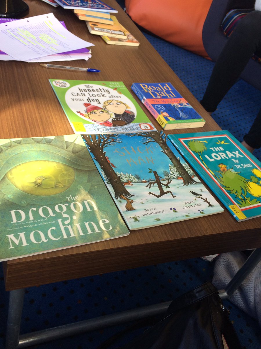 emilysyorksj's tweet photo. Just some of our the books we've picked for our English book review 📚  #ysjprimed #ysjenglish https://t.co/ughZQKXCfq