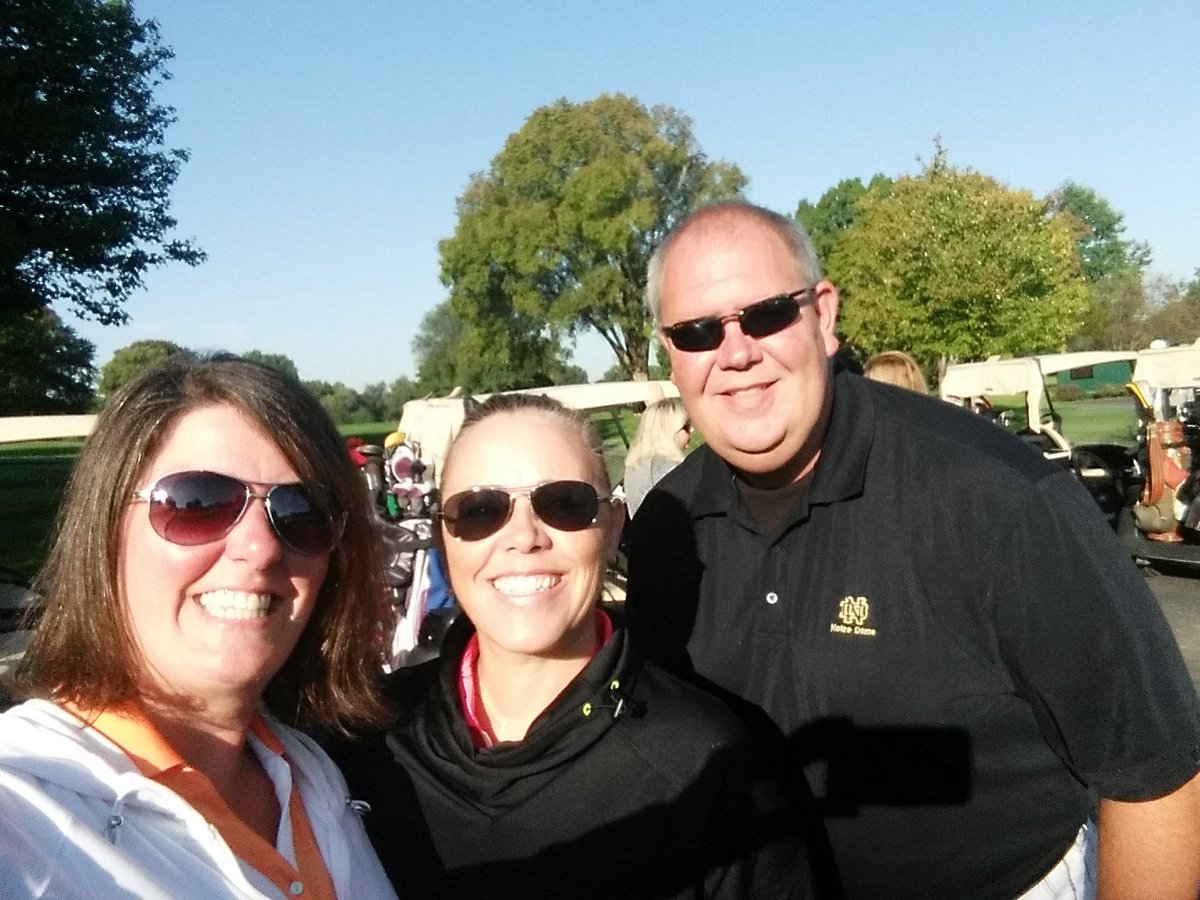 Roxy9892's tweet photo. Golfing with @Foxman1031 and @ragsddc for @indyindians today. What a beautiful day for golf @BroadmoorGolf! https://t.co/2h2mex9slA