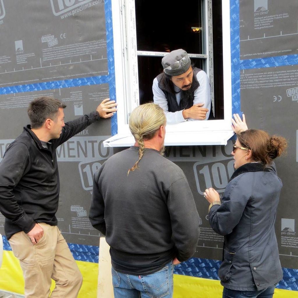 ThinkZeroEnergy's tweet photo. ZED PM Matthew (out of frame) and #architect Stephanie walk through #windowflashing and #aโฆ https://t.co/Kl0qO9NXYD https://t.co/c0ZdJ0kei2