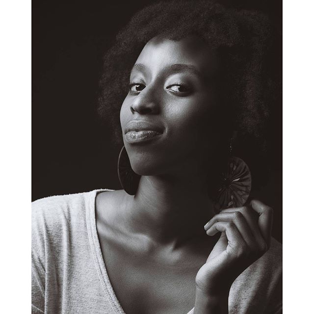 CoulTropicales's tweet photo. #AngelMutoni finaliste @Prixdecouvertes @rfi 2016 , présente #BetrayMyHeart
@RFI 16h10TU 00h10TU en #Afrique 22h10 #Paris @Claudy_Siar https://t.co/BVKO8Ge1eX
