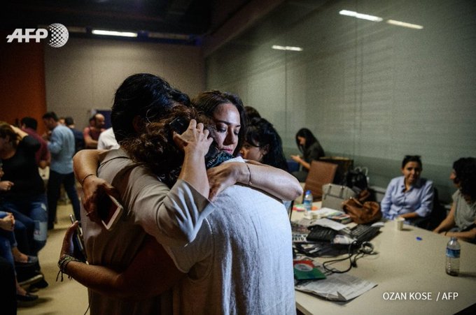 Voir l'image sur Twitter