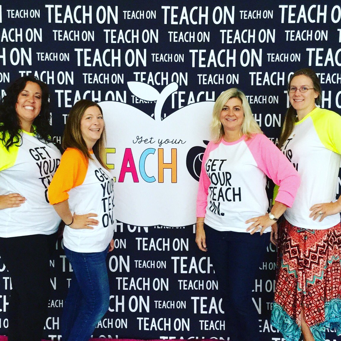 MoTeachin's tweet photo. #FLOTUS #GetYourTeachOn #TEKrepresent https://t.co/NEP7v5zaxW
