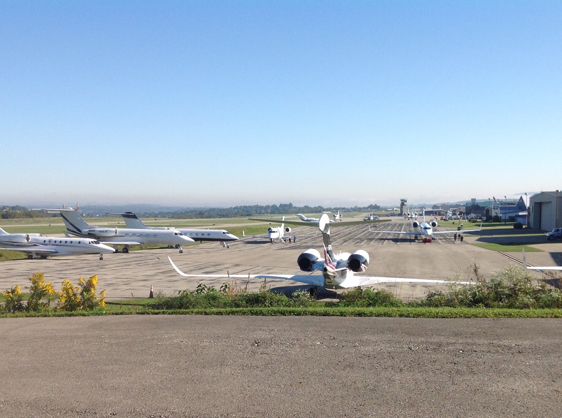 Palmer Airport on Twitter "Many flew in to pay tribute to Arnold Palmer…