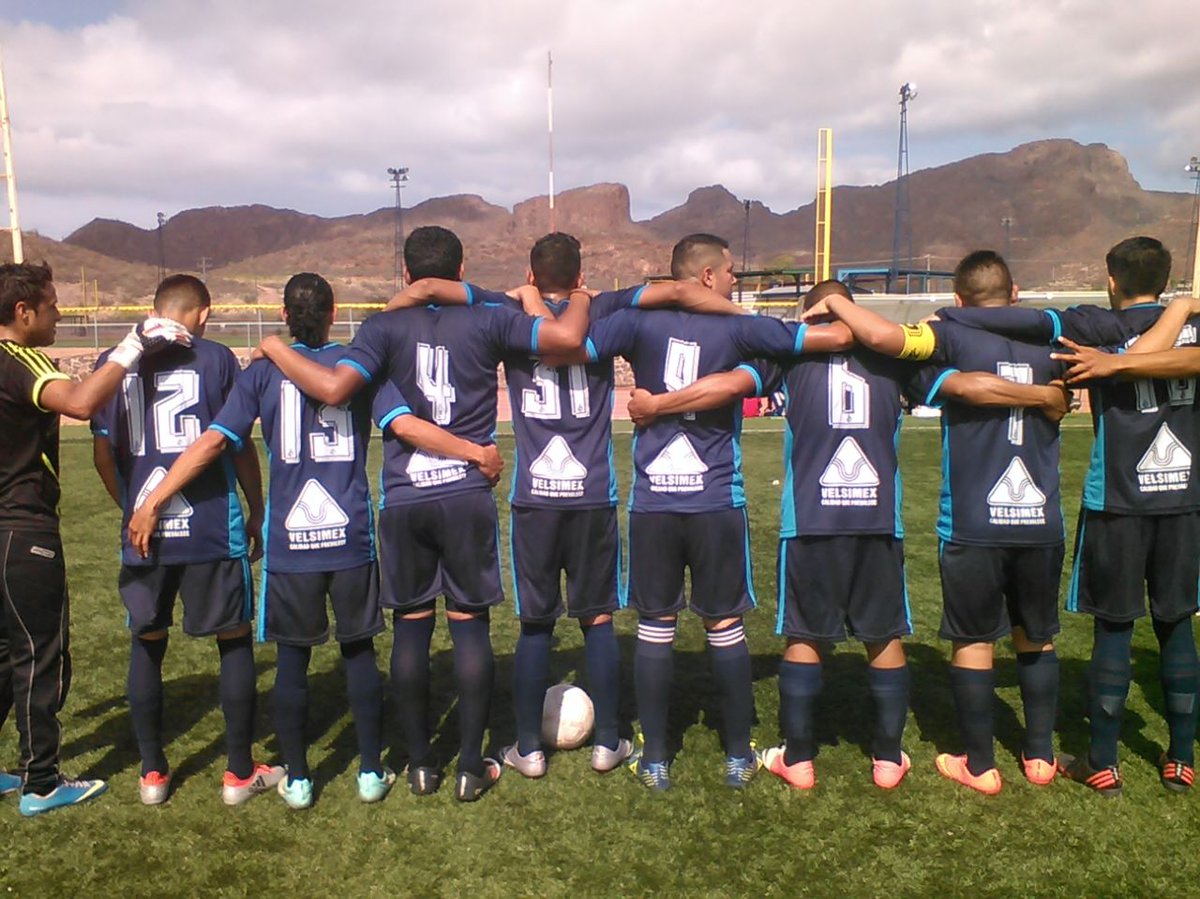Velsimex's tweet photo. VELSIMEX orgulloso patrocinador del equipo "PUEBLO YAQUI" participantes de la Liga "Interejidal del Pueblo Yaqui" en la categoría libre https://t.co/29viwb1aAb