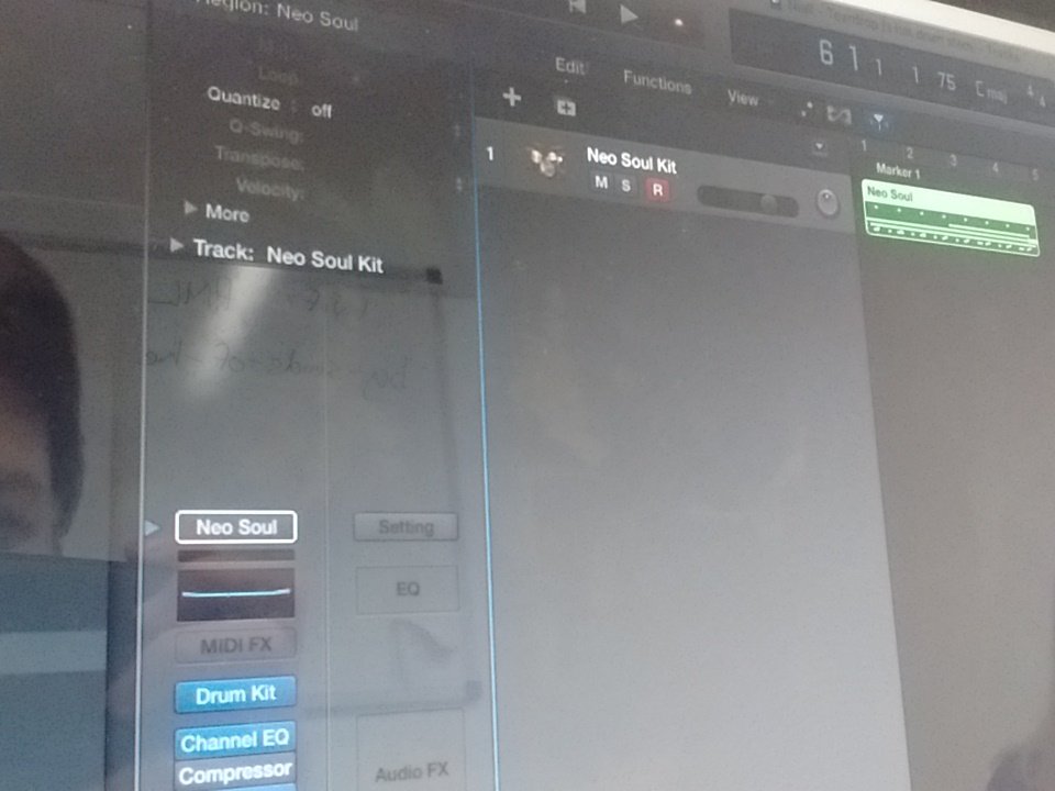 ZWasters's tweet image. Learning to use MIDI as a songwriting tool. Musicians never stop learning. What are you learning at the moment? #MIDI #learning #songwriting