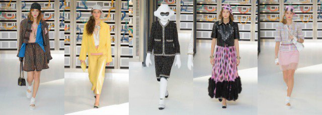Chanel : tweed, street and fun madame.lefigaro.fr/style/chanel-d… <a href="/CHANEL/">CHANEL</a> #pfw #DataCenterChanel