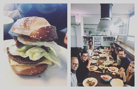 wearecontenance's tweet photo. Wenn die Chefs am Grill stehen 🎈🍔💓 #wearecontenance #agencylife #burger #qualitytime https://t.co/3Q7J6GoNyr