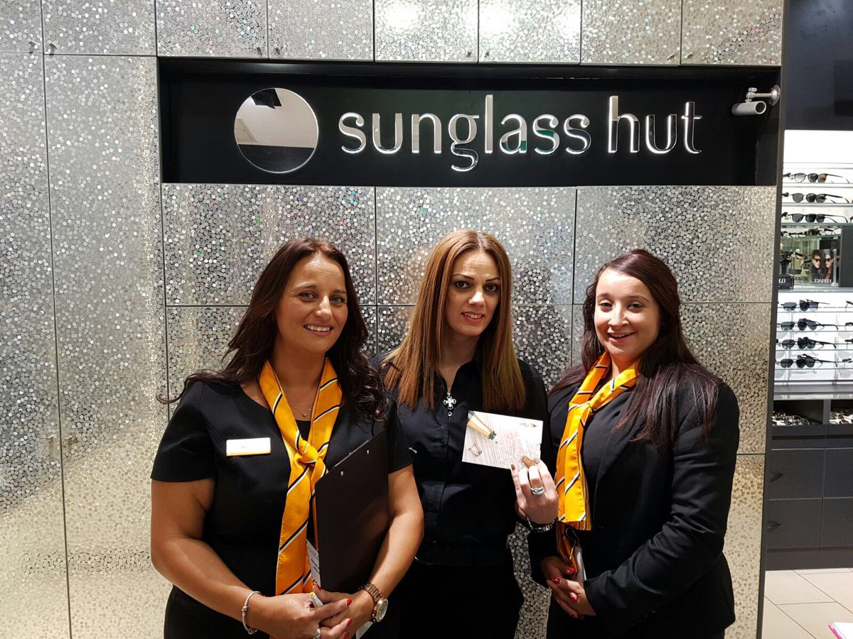 My lovely Supervisor Ilham won a prize for best Customer Service! #goIlham#SGH8063#IntuUxbridge#soproud