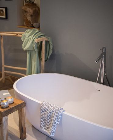 IndigenousLtdUK's tweet photo. We're excited to announce that we have released new #stoneresin #designs to our collection - Read more https://t.co/judsPh9OOg https://t.co/zGMScn4wpG